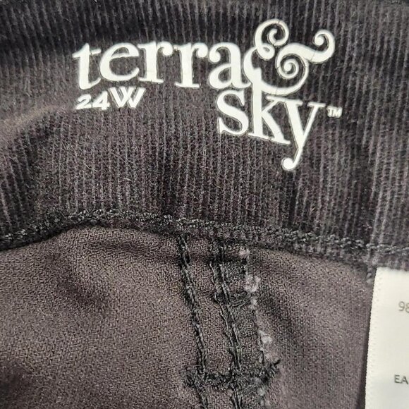 Terra & Sky Black Corduroy Jeans | 24W | Plus Size | High Rise - Picture 2 of 4